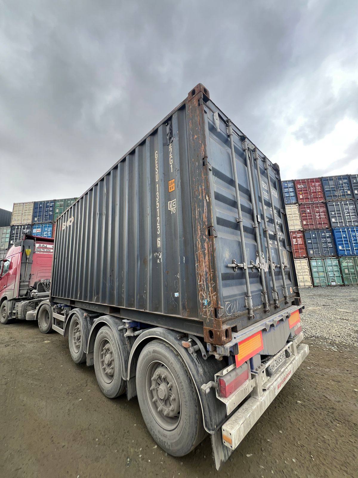 Морской контейнер GESU1351236